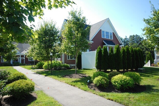 Building Photo - 19 Brigham Farm Ln