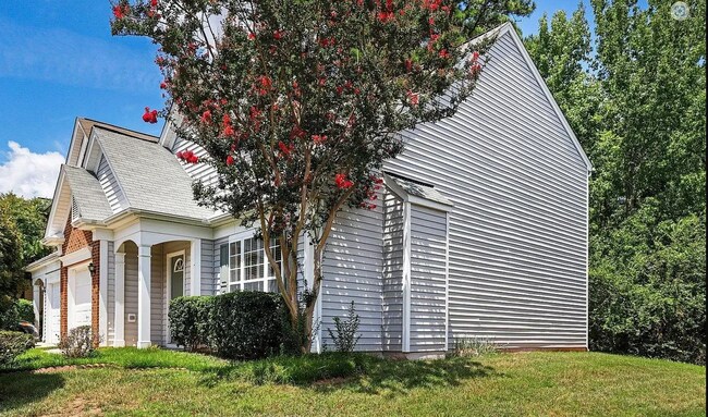 Building Photo - 154 Brentfield Loop