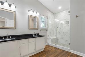 Building Photo - 501 Elm Ct