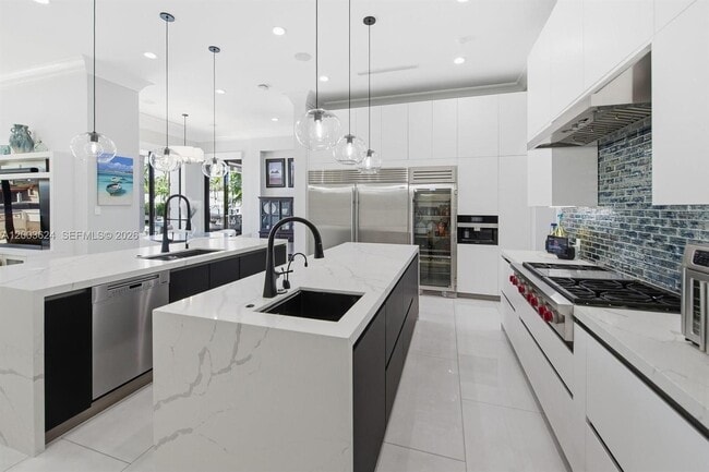 Building Photo - 720 Isle of Palms Dr