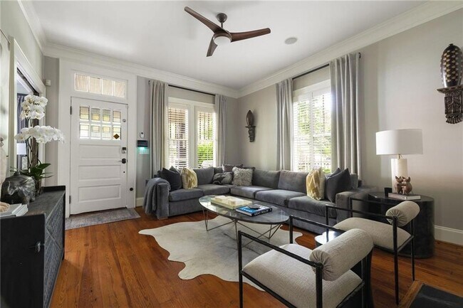 Building Photo - 28 Clay St SE