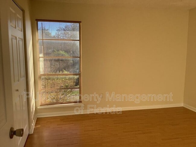 Building Photo - 2985 SE 55th Ave