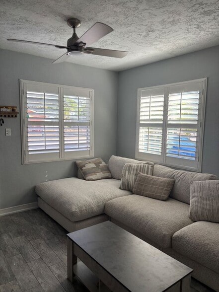 Building Photo - 304 53rd St W