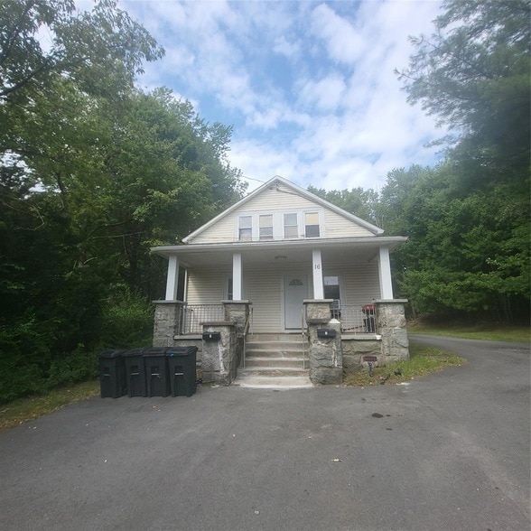 Primary Photo - 16 Monticello St