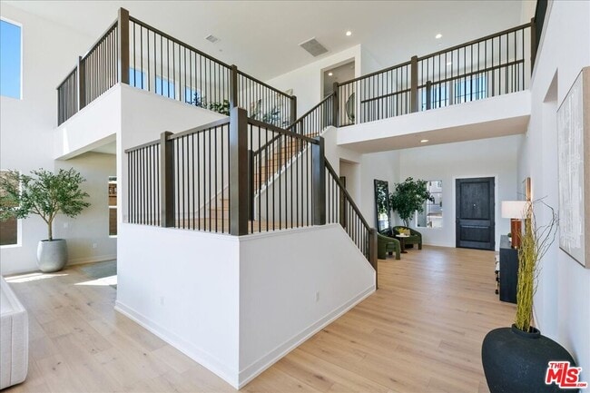 Building Photo - 22810 Seaqua Cir
