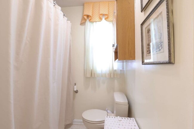 Building Photo - Welcome Home!