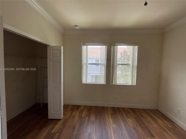 Building Photo - 9038 Shepton St
