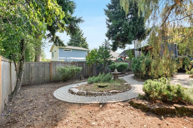 Building Photo - Beautiful 3-bdrm/2.5-bath in Beaumont-Wils...