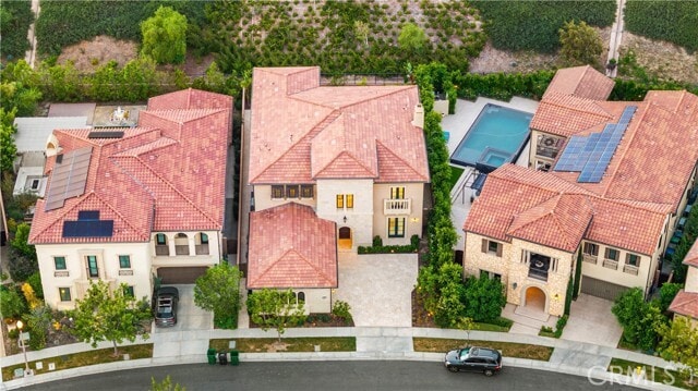 Building Photo - 111 Great Oak