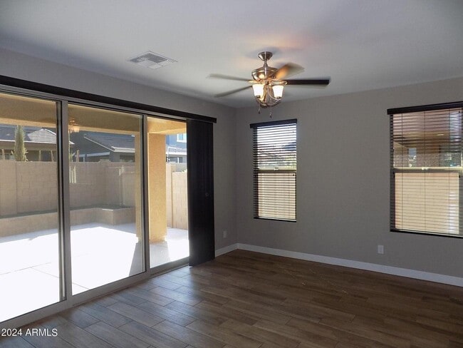 Building Photo - 4967 S Bridal Vail Dr