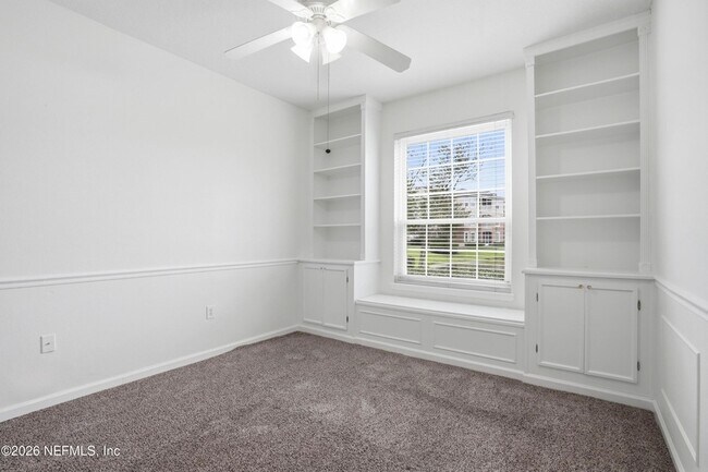 Building Photo - 7990 Baymeadows Rd E