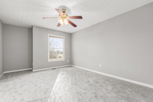 Building Photo - 4409 Leppert Rd