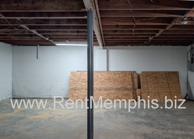 Building Photo - 3560 Ramill Rd