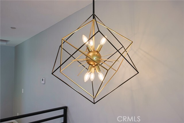 Building Photo - 5351 Lexington Ave