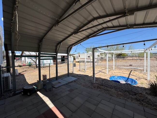 Building Photo - 5119 Mesa Dr