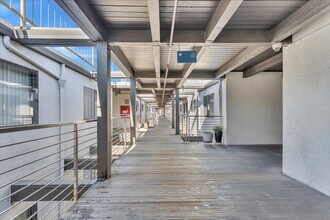 Building Photo - 7 Embarcadero West