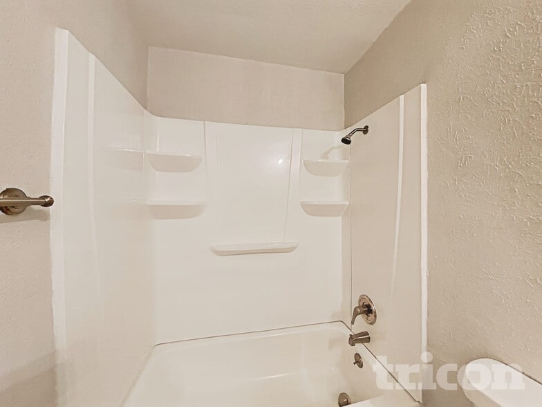 Building Photo - 7541 Christie Ln