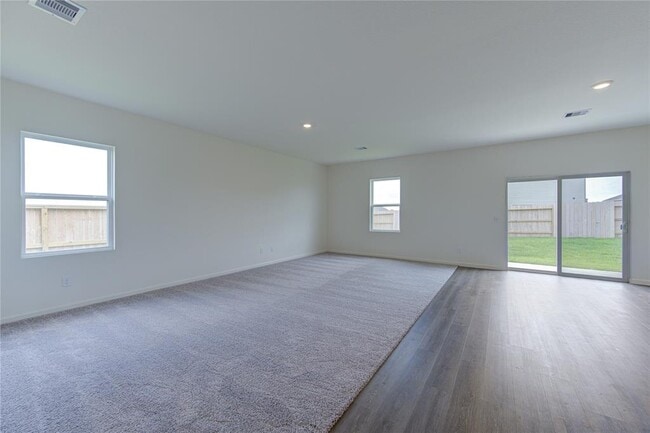 Building Photo - 5903 Grantgrala Dr