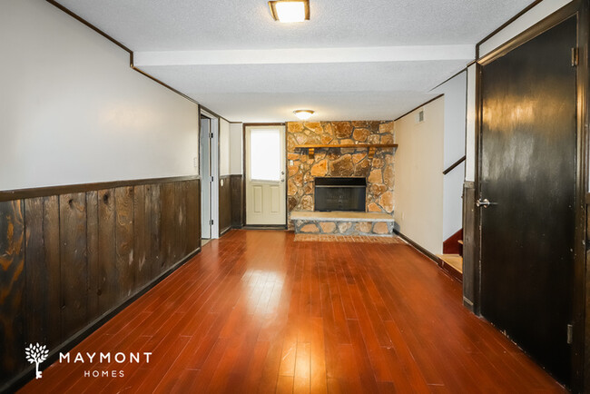 Building Photo - 13209 Donnelly Ave