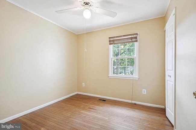 Building Photo - 2772 Knollside Ln