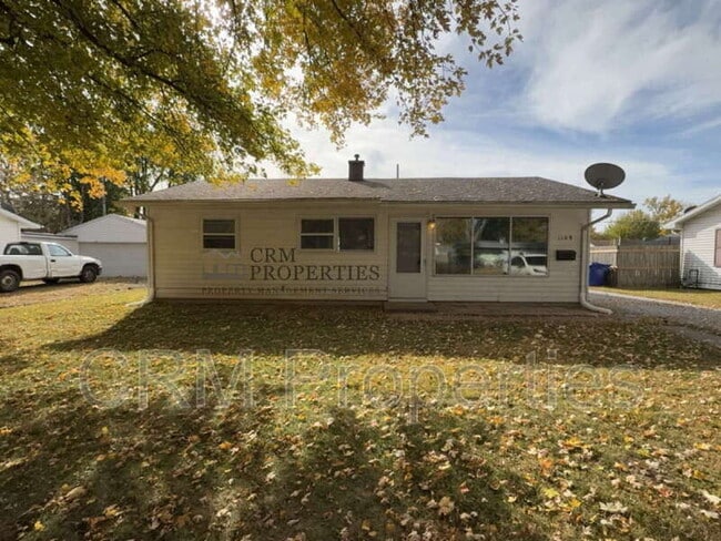 Primary Photo - 1109 E Cornell Rd