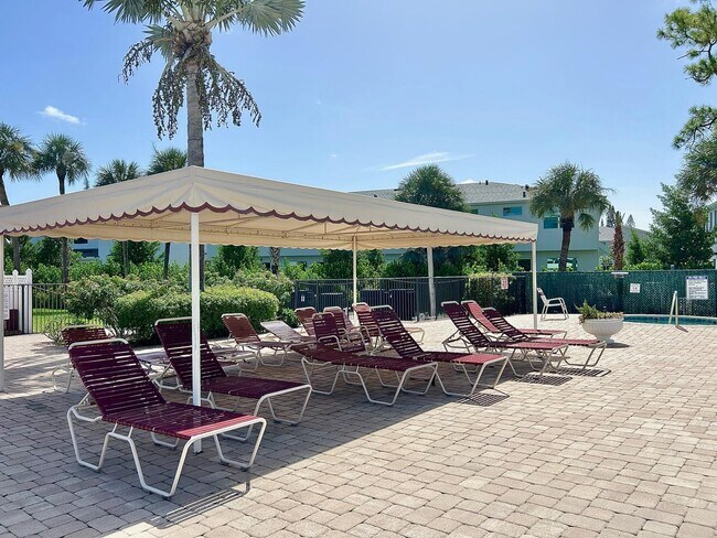 Building Photo - 7590 Tahiti Ln