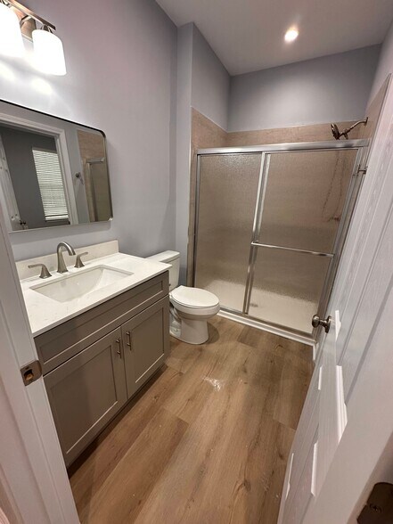 Building Photo - 517 Cardamon Ct