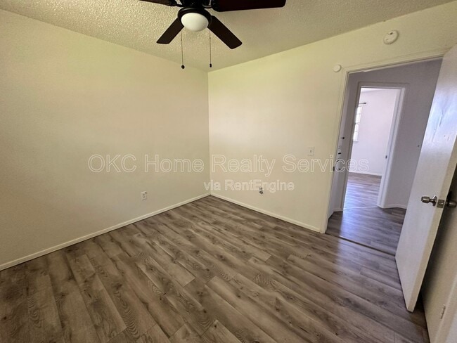 Building Photo - 421 NW 89th St