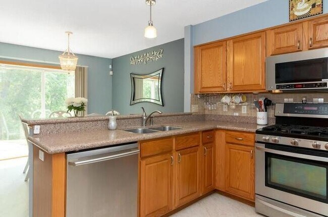 Building Photo - 15636 Fjord Ave