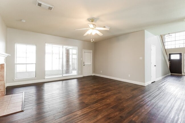 Building Photo - 14411 Pelican Marsh Dr