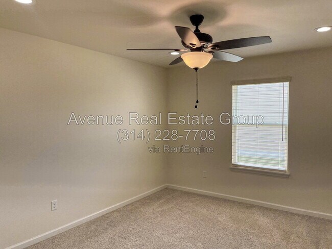 Building Photo - 110 Pearl Vista Ct