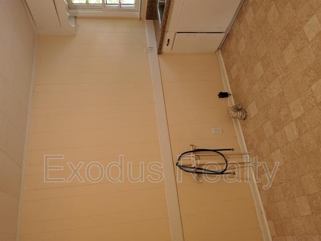 Building Photo - 316 Country Estates Dr