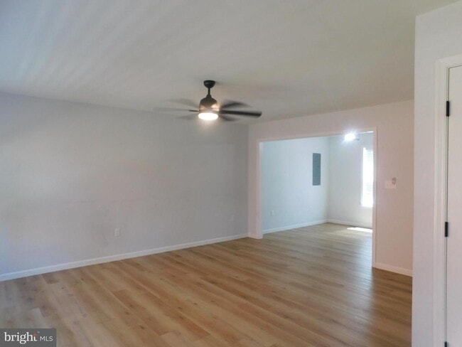 Building Photo - 916 S Loudoun St