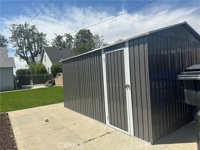 Building Photo - 1054 N Euclid Ave