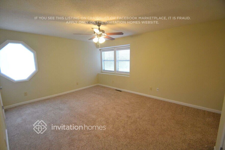 Building Photo - 6198 Brookside Ln