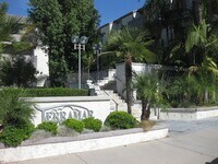 Building Photo - Beautiful 2-Bed, 2-Bath Winnetka Condo – Spacious, Updated & Move-In Ready