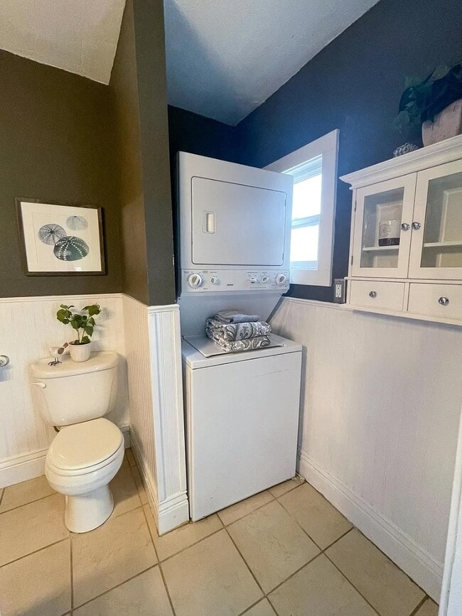 Building Photo - Charming home in the heart of Old Colorado...