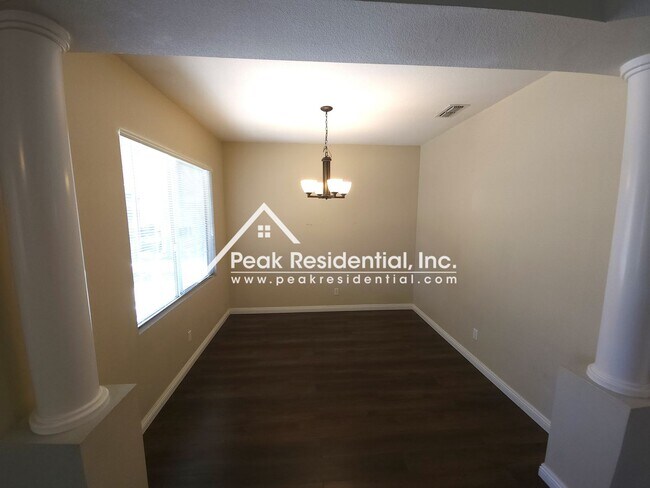 Building Photo - 10172 Sheffield Oak Way
