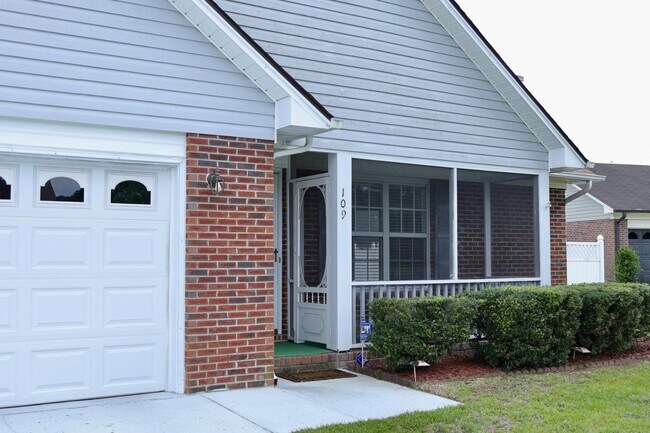 Building Photo - 109 Purple Martin Pl