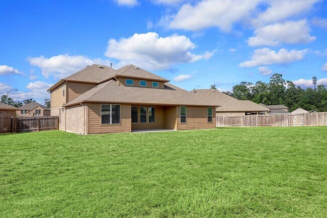 Building Photo - 28011 Langsdale Ct