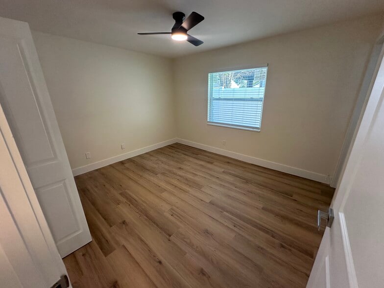 Building Photo - 3111 W Spruce St