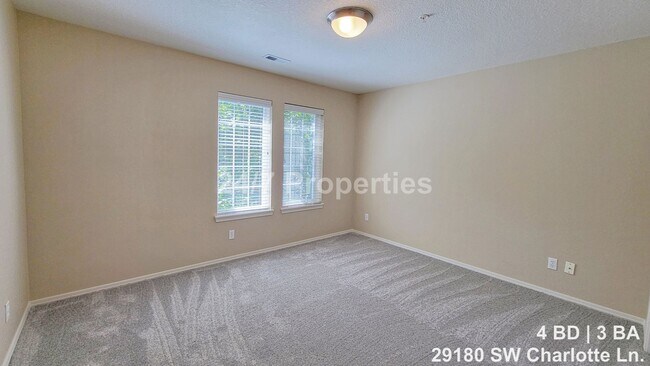 Building Photo - 29180 SW Charlotte Ln