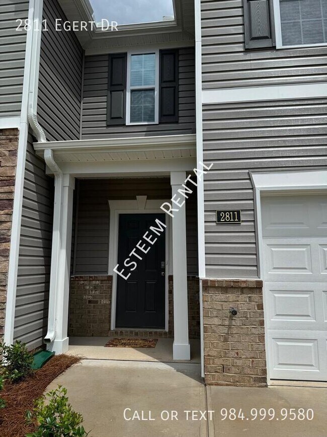 Building Photo - 2811 Egert Dr