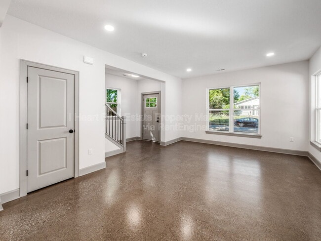 Building Photo - 130 N Guilford Ave