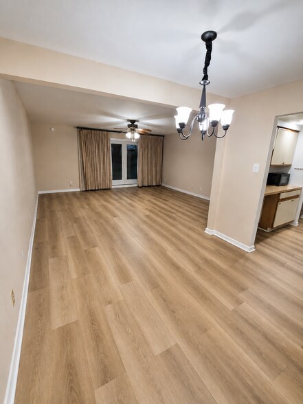 Building Photo - 91 Drummers Ln