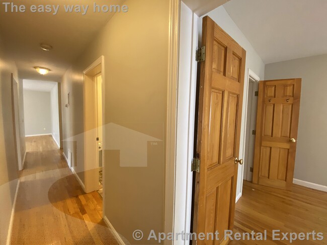 Building Photo - Cambridgeport 3 bedroom