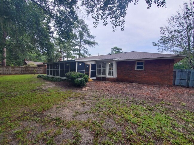 Building Photo - Your Perfect Rental Home in Valdosta, GA