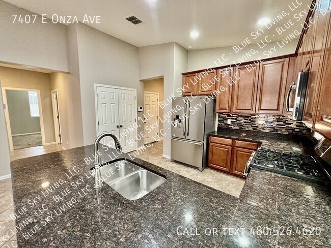 Building Photo - 7407 E Onza Ave