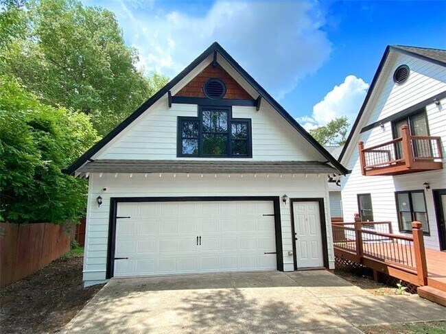 Building Photo - 286 Morgan Pl SE