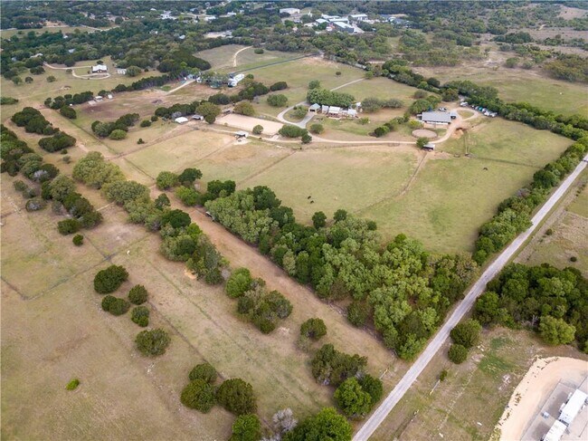Building Photo - 15000 Fitzhugh Rd